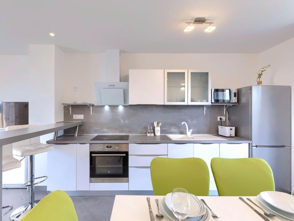 Apartment Joy By Interhome Pula Exterior foto