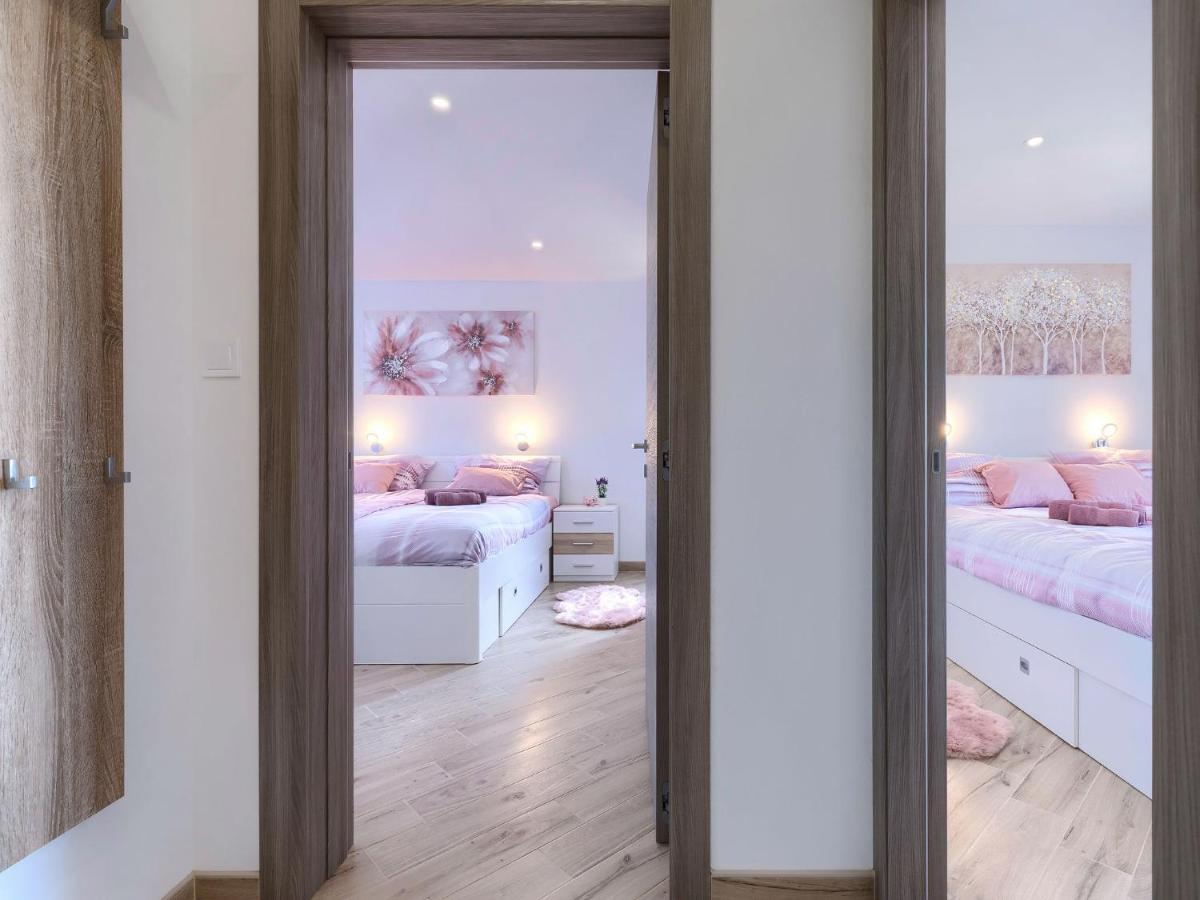 Apartment Joy By Interhome Pula Exterior foto